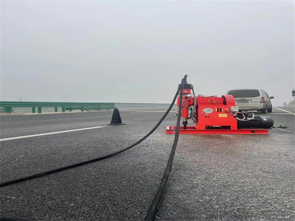 石首马路路基路面开裂下沉注浆加固灌浆